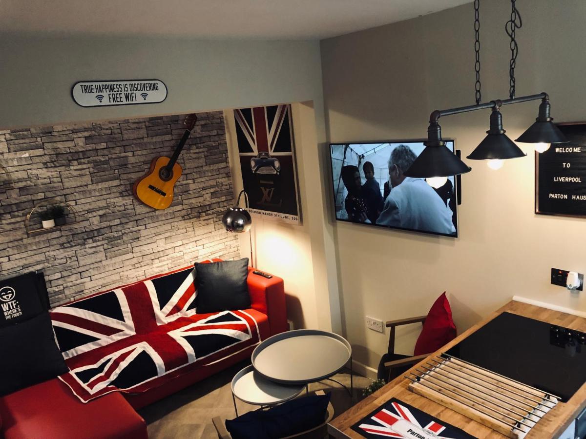 3 Double Bed Brittania Styled Central Home Near Lfc Sleeps 6 With Free Business Super Fast Fibre Broadband Liverpool Exterior foto